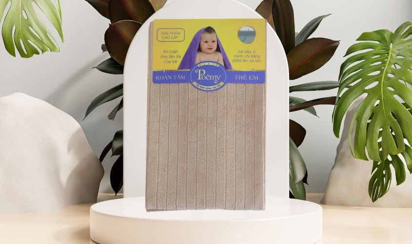 Khăn tắm polyester Poemy 70x120 cm - Màu ngẫu nhiên Khăn tắm polyester Poemy 70x120 cm - Màu ngẫu nhiên