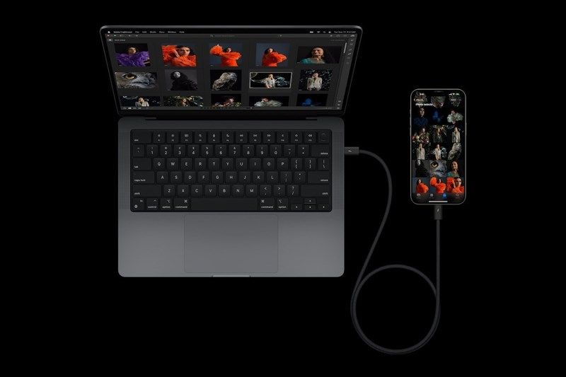 Cổng kết nối USB-C mới hỗ trợ sử dụng chung với các thiết bị khác dễ dàng hơn Cổng kết nối USB-C mới hỗ trợ sử dụng chung với các thiết bị khác dễ dàng hơn