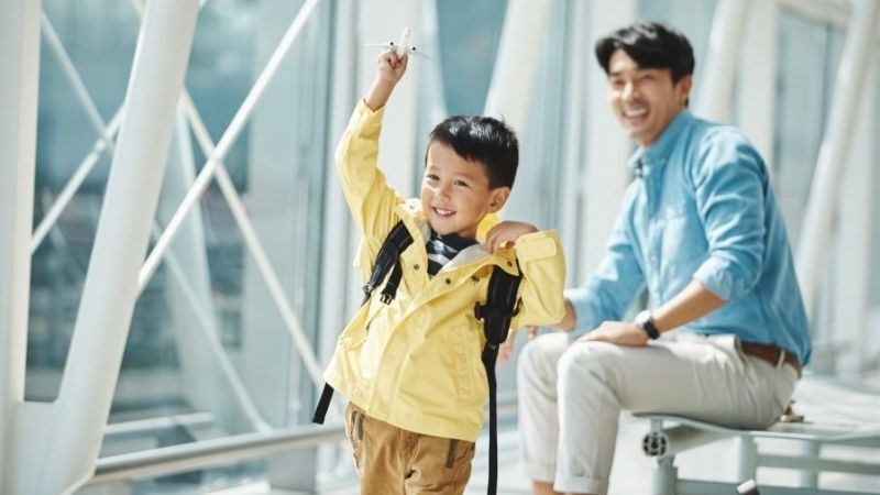 Bố mẹ hãy luôn luôn để mắt đến trẻ dù ở bất kỳ nơi đâu