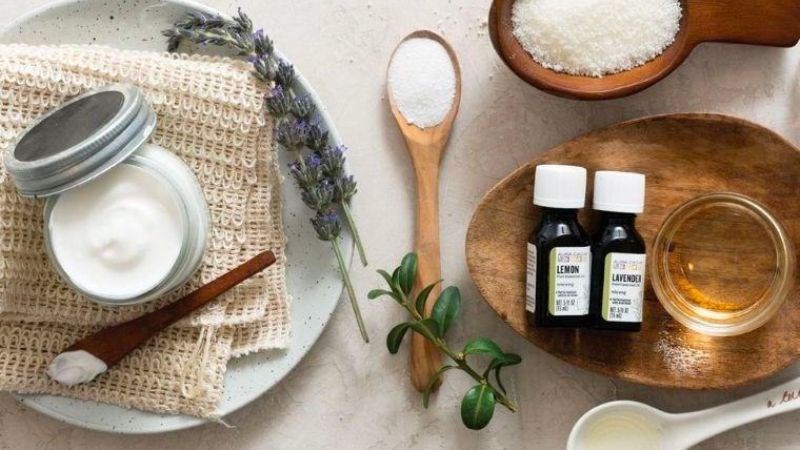 Kem dưỡng ẩm ban đêm thường chứa nhiều dưỡng chất hơn ban ngày