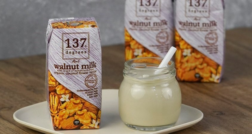 Lốc 3 hộp sữa hạt óc chó truyền thống 137 Degrees 180 ml (từ 1 tuổi)