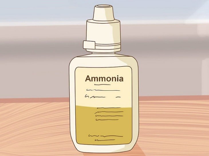 Phan dung dịch Amoniac theo đúng tỷ lệ để loại bỏ vết thuốc nhuộm tóc dính trên quần áo