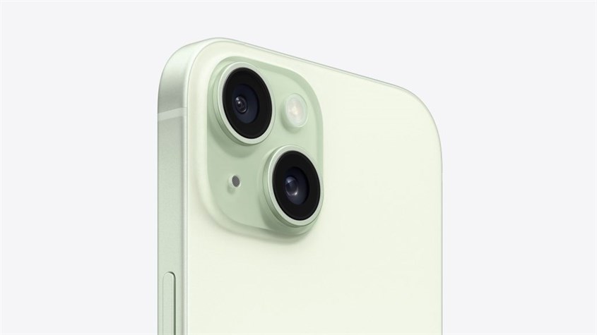 iPhone 15 và iPhone 15 Plus màu xanh lá (Green) có hơi hướng nghiêng về phía tông màu Xanh Mint Pastel
