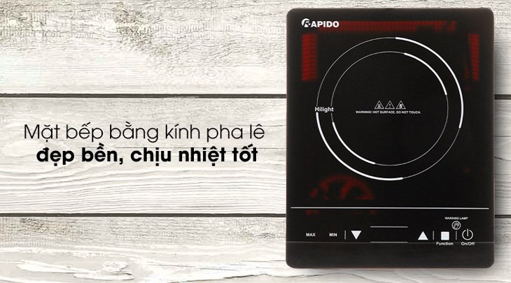 Mặt bếp hồng ngoại Rapido RC2000ES làm bằng kính pha lê bóng sáng đẹp mắt, chịu nhiệt tốt và dễ vệ sinh