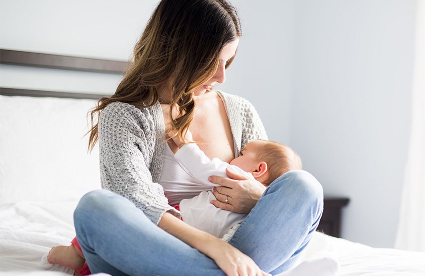 Lợi sữa Hi Mom phù hợp với phụ nữ sau sinh đang cho con bú bằng sữa mẹ