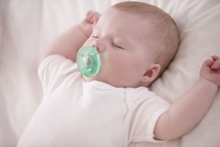 Ti giả Philips Avent thích hợp cho các bé 6 - 18 tháng tuổi Ti giả Philips Avent thích hợp cho các bé 6 - 18 tháng tuổi
