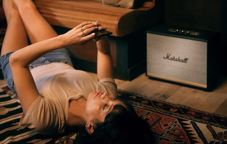 Bạn có thể dễ dàng điều khiển Marshall Acton 2 và Stanmore 2 qua ứng dụng Marshall Bluetooth