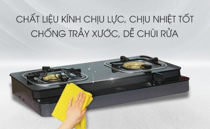 Bếp ga đôi Electrolux ETG728GKR có mặt kính sang trọng, dễ vệ sinh Bếp ga đôi Electrolux ETG728GKR có mặt kính sang trọng, dễ vệ sinh
