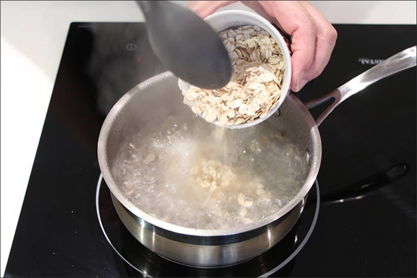 hướng dẫn nấu cháo phô mai cho bé ăn dặm