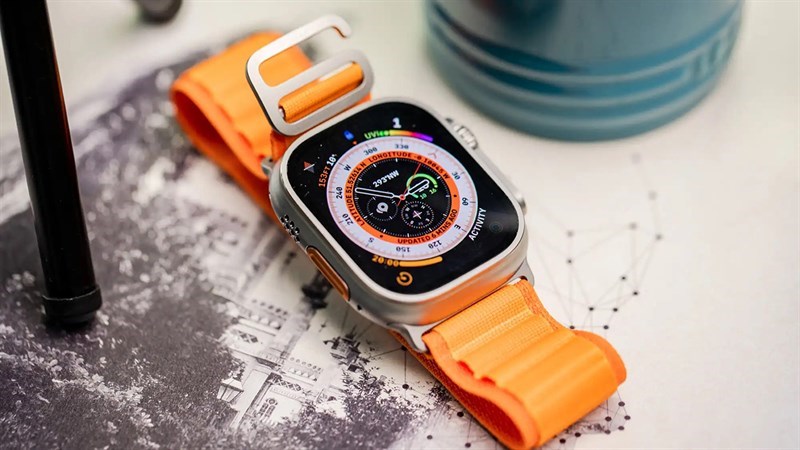 Apple Watch Ultra 2 cho thời lượng sử dụng lên đến 72 giờ cùng công nghệ sạc nhanh hiện đại