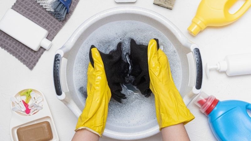 Để tr&aacute;nh l&acirc;y lan v&agrave; bệnh nhanh khỏi, phụ huynh cần đảm bảo vệ sinh nơi ở sạch sẽ