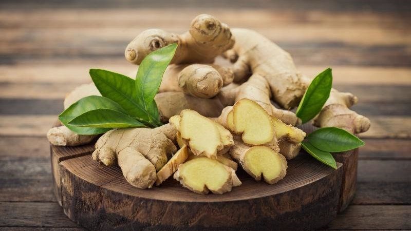 Gừng chứa các hợp chất chống viêm tốt cho người đau xương khớp