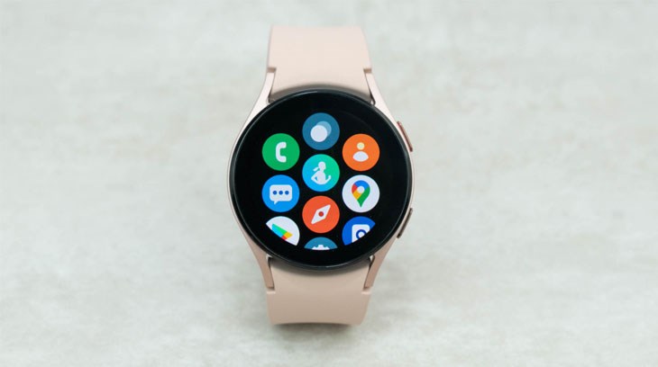 Galaxy Watch4 sử dụng hệ điều hành WearOS với giao diện thông minh, dễ dùng