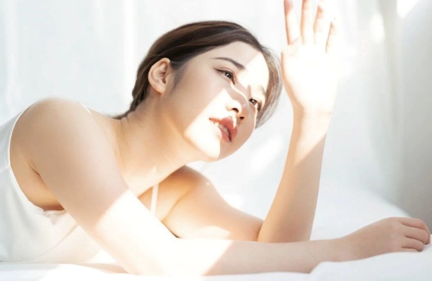 Ánh nắng là kẻ thù của làn da có lỗ chân lông to