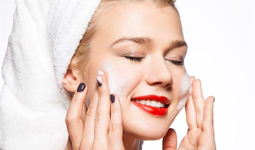 Sử dụng sữa rửa mặt phù hợp với tình trạng da