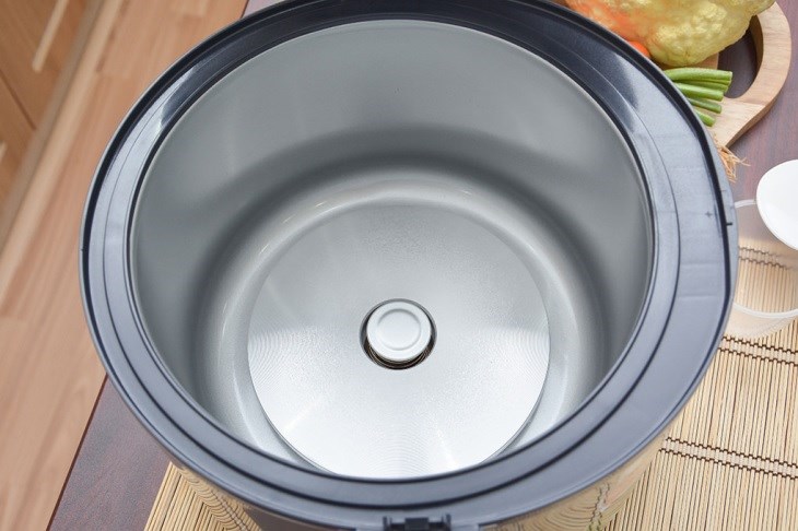 Lò xo quá ngắn gây ảnh hưởng đến hoạt động của rơle nhiệt