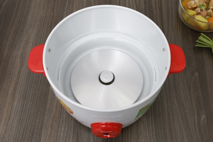 Nồi cơm bị lỗi mạch do nhiều nguyên nhân gây ra, bạn nên đem đến trung tâm sửa chữa để được khắc phục tốt nhất nhé