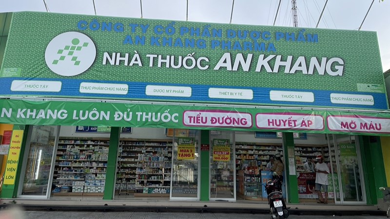 Viên uống xương khớp Vương hoạt hiện đang được bán tại Nhà thuốc An Khang Viên uống xương khớp Vương hoạt hiện đang được bán tại Nhà thuốc An Khang