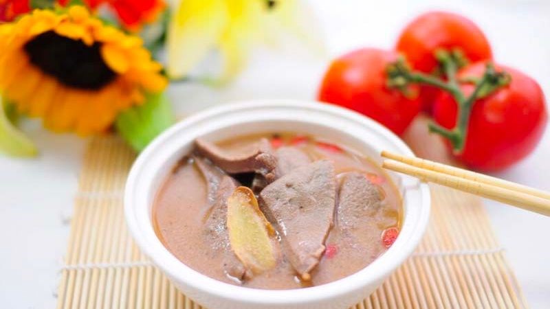 Gan heo kết hợp với táo đỏ có thể tạo thành món ăn bổ dưỡng