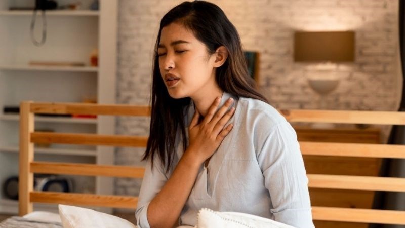 Khi xuất hiện khó thở nên đến các cơ sở y tế để được thăm khám