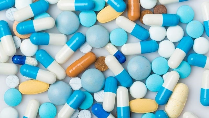 Điều trị duy trì bằng kháng sinh đường uống ít nhất 3 tháng