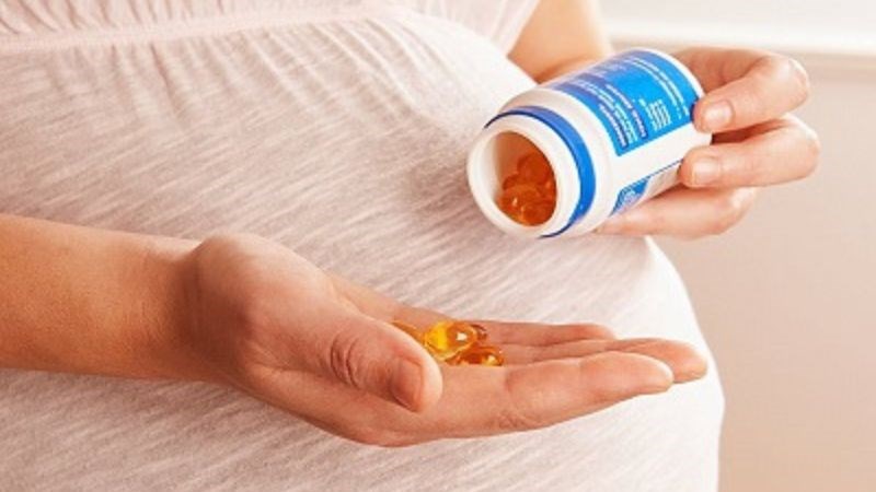 Người sử dụng vitamin E n&ecirc;n uống trong hoặc ngay sau bữa ăn