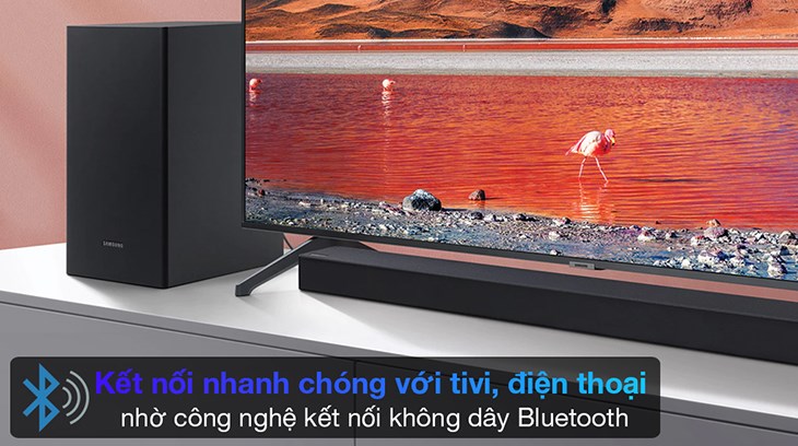 Loa thanh Samsung HW-T420 trang bị kết nối Bluetooth không dây, cổng Optical và USB giúp kết nối nhanh chóng với nhiều thiết bị