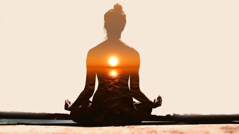 Tập yoga giúp giảm căng thẳng