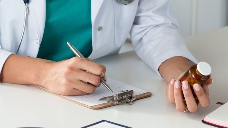 Nên tuân theo chỉ định sử dụng thuốc của bác sĩ