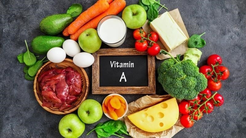 Vitamin A là một vi chất cần thiết cho thị lực và sức khỏe của mắt Vitamin A là một vi chất cần thiết cho thị lực và sức khỏe của mắt