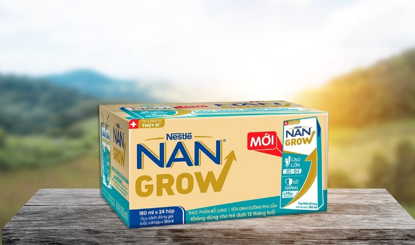 Thùng 24 hộp sữa pha sẵn Nestlé Nan Grow 180 ml (từ 1 tuổi)