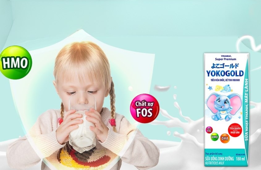 Lốc 4 hộp sữa pha sẵn Vinamilk YokoGold 180 ml (từ 1 tuổi) Lốc 4 hộp sữa pha sẵn Vinamilk YokoGold 180 ml (từ 1 tuổi)