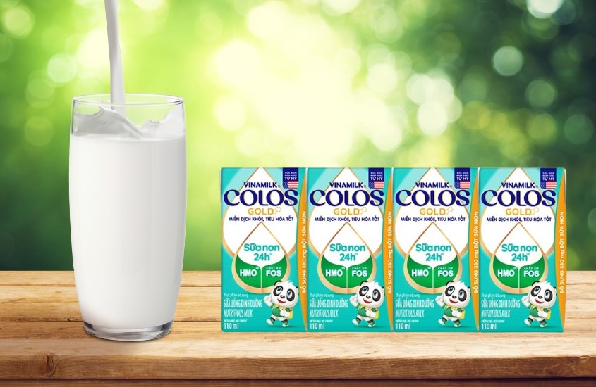 Lốc 4 hộp sữa pha sẵn Vinamilk ColosGold 110 ml (từ 1 tuổi) Lốc 4 hộp sữa pha sẵn Vinamilk ColosGold 110 ml (từ 1 tuổi)