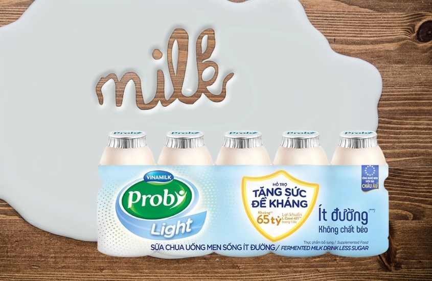 Lốc 5 chai sữa chua uống men sống ít đường Vinamilk Probi 65 ml (từ 1 tuổi) Lốc 5 chai sữa chua uống men sống ít đường Vinamilk Probi 65 ml (từ 1 tuổi)