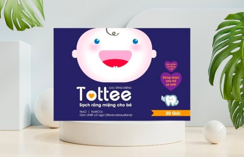 Gạc răng miệng cho bé Tottee hộp 30 gói