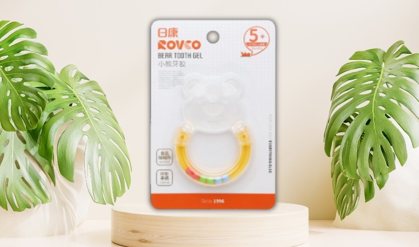 Gặm nướu ROVCO RK-3345 silicone - Màu ngẫu nhiên (từ 5 tháng)