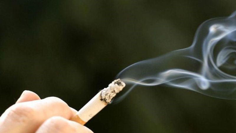 Hút thuốc lá làm tăng nguy cơ mắc ung thư bàng quang