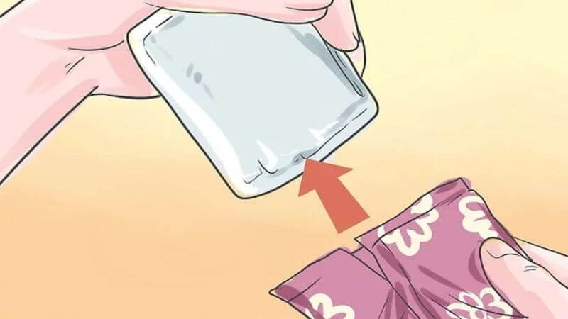 Không thay thường xuyên băng vệ sinh tạo điều kiện cho vi khuẩn gây viêm âm đạo phát triển