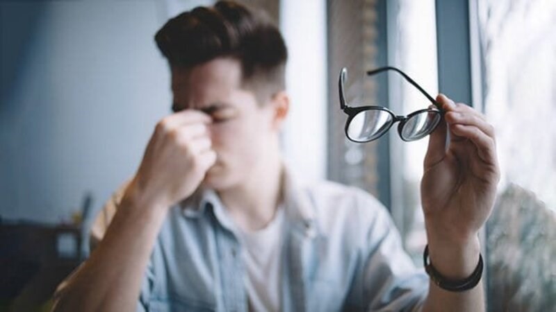 Người bệnh cần đi khám nếu có triệu chứng suy giảm thị lực Người bệnh cần đi khám nếu có triệu chứng suy giảm thị lực