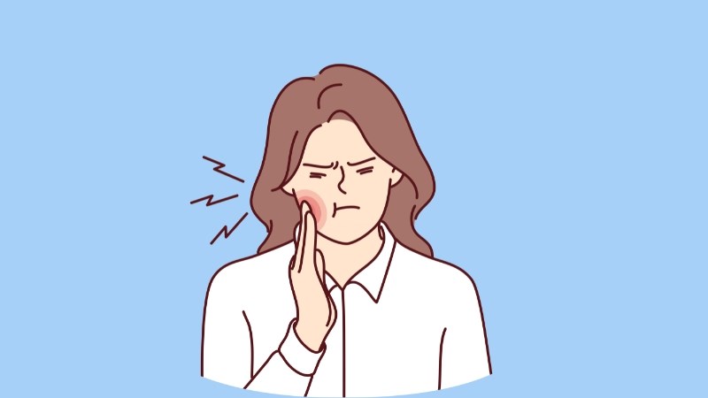 Triệu chứng nổi bật nhất của gãy xương hàm là cảm giác đau dữ đội vùng hàm