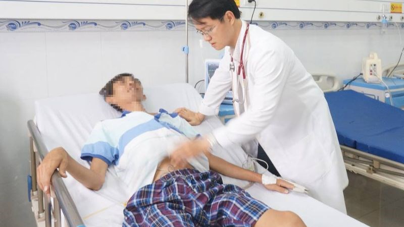 Bác sĩ sẽ khai thác triệu chứng và thăm khám để định hướng chẩn đoán bệnh
