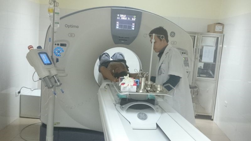 Chụp CT-scanner rất có giá trị trong chẩn đoán thủng dạ dày