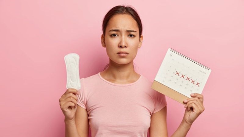 Viêm buồng trứng thể gây ra rối loạn kinh nguyệt 