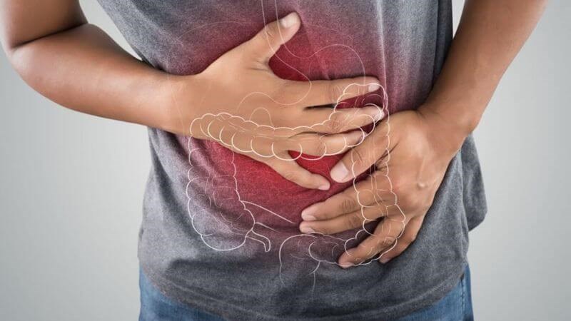 Khi bị đau bụng kéo dài nên đến các cơ sở y tế để được thăm khám và điều trị