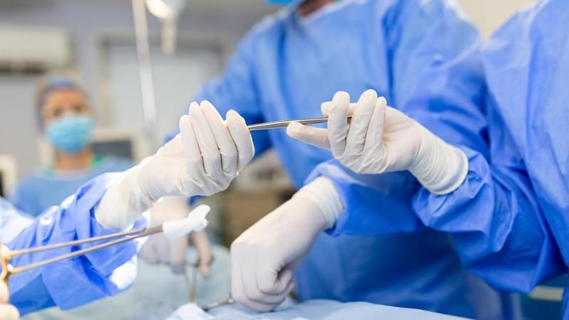 Điều trị sớm bằng phẫu thuật giúp hạn chế biến chứng của tinh hoàn ẩn
