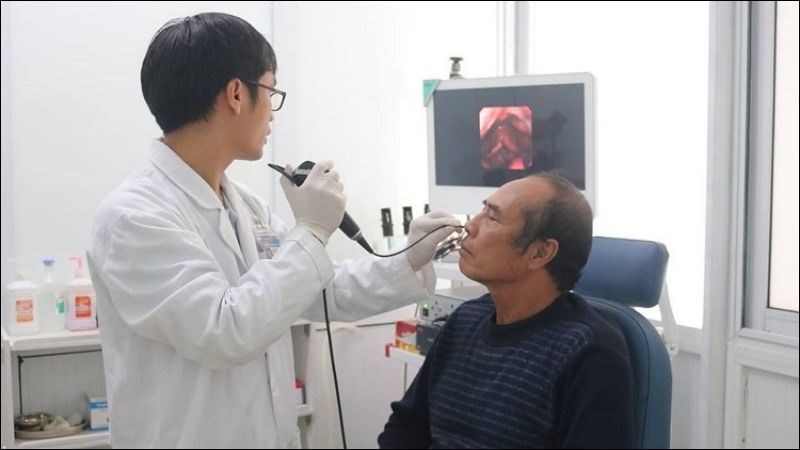 Sinh thiết cần được tiến hành dưới hướng dẫn của nội soi tai mũi họng Sinh thiết cần được tiến hành dưới hướng dẫn của nội soi tai mũi họng