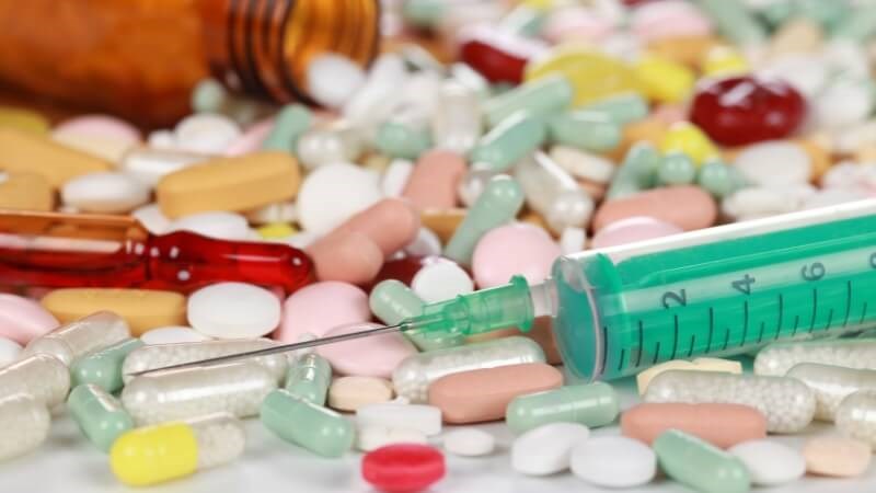 Tham khảo ý kiến của bác sĩ khi sử dụng thuốc đặc biệt là các loại thuốc có thể gây suy tủy xương là một trong những biện pháp giúp ngăn ngừa căn bệnh này Tham khảo ý kiến của bác sĩ khi sử dụng thuốc đặc biệt là các loại thuốc có thể gây suy tủy xương là một trong những biện pháp giúp ngăn ngừa căn bệnh này