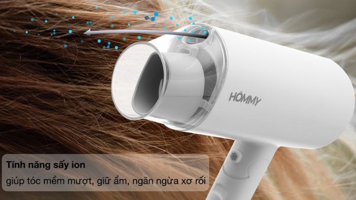 Máy sấy tóc 1800W Hommy PH6870 được trang bị tính năng sấy ion hiện đại, giúp bảo vệ tóc khỏi hư tổn