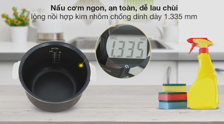 Bạn nên sử dụng khăn ẩm nhẹ để vệ sinh nồi cơm nắp gài Electrolux 1.8 lít E4RC1-350B, tăng độ bền cho thiết bị 