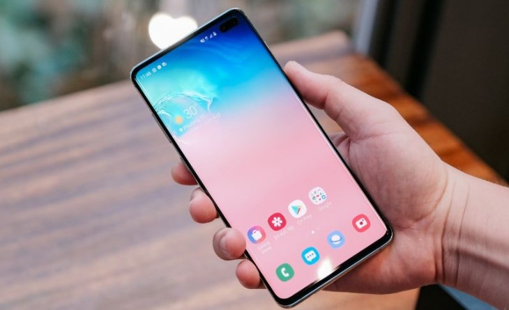 Màn hình AMOLED có chất lượng tốt và tiết kiệm năng lượng